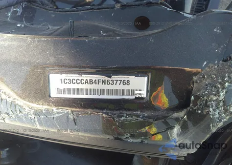 2015 Chrysler 200 Limited из США, поврежденный, VIN 1C3CCCAB4FN637768